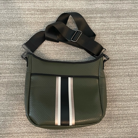 HAUTE SHORE Handbags - Haute Shore Blake Crossbody Bag